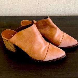Report size 11 mule boots